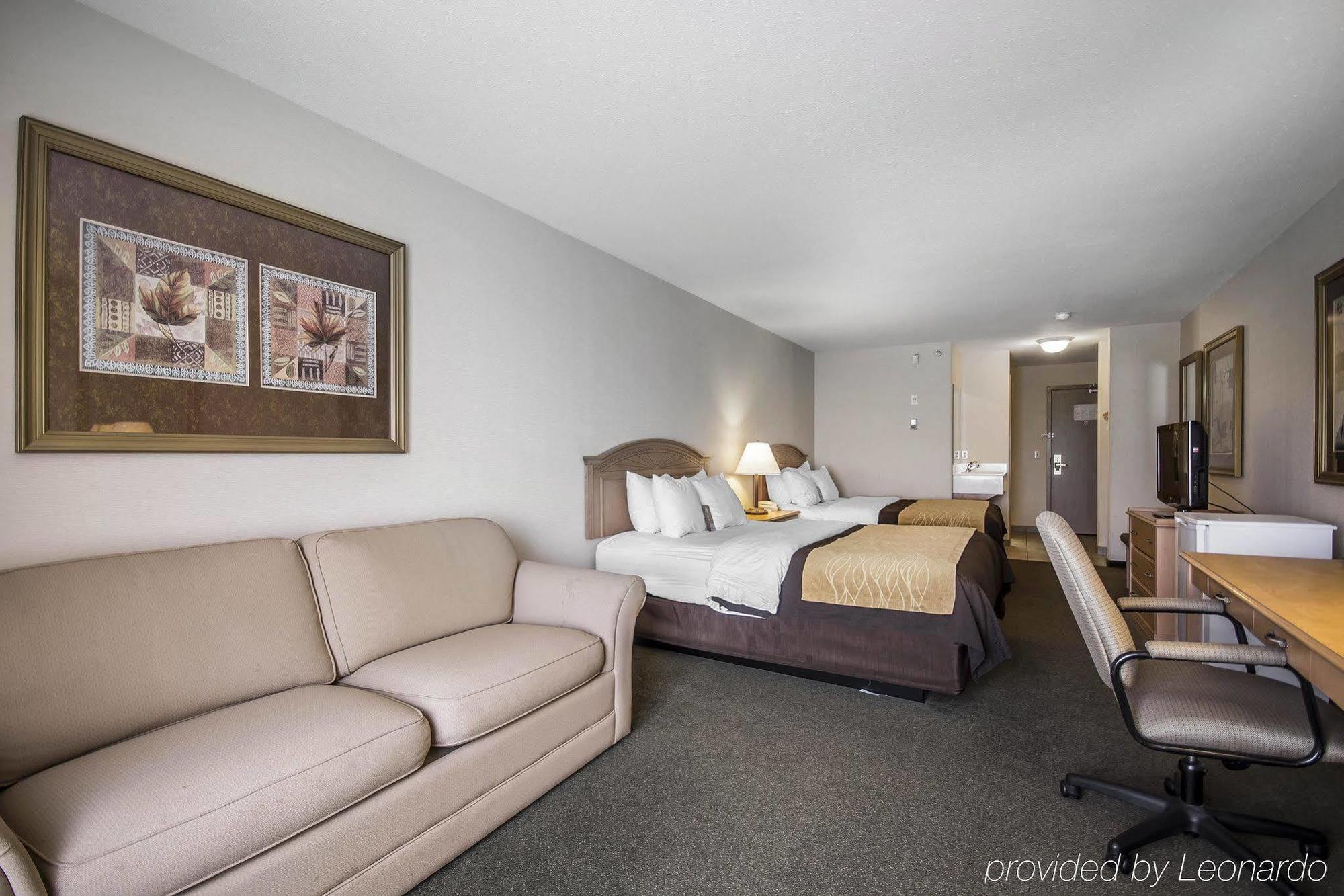 Hotel Comfort & Salmon Arm