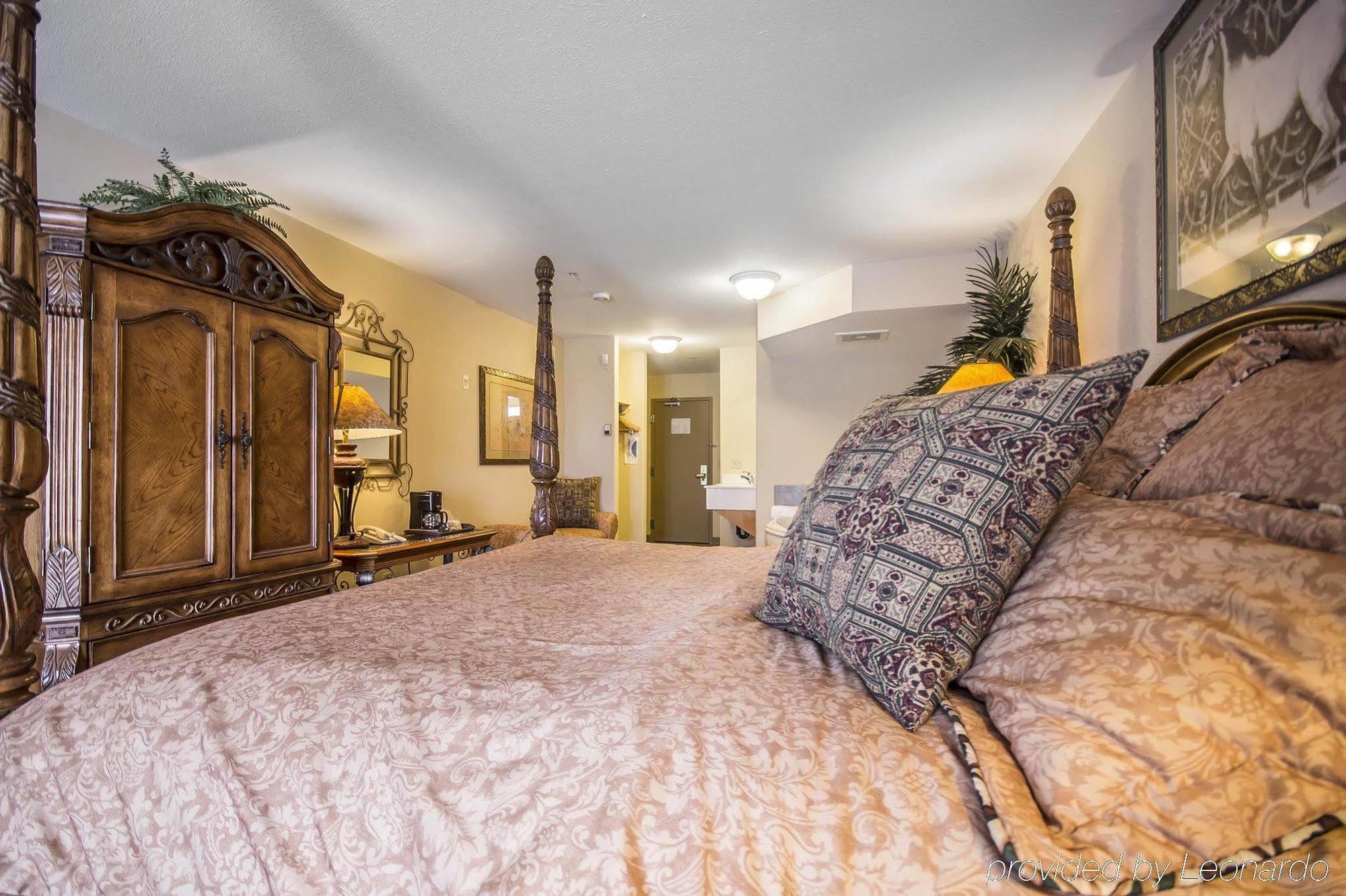 Hotel Comfort & Salmon Arm